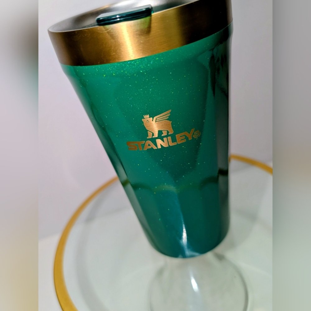 Stanley St. Patrick's Day Everyday Tumbler SHAMROCK GREEN 16oz NEW